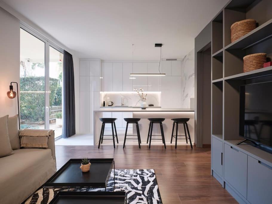 Serene Retreat In Glyfada Appartement *